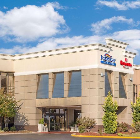 Ramada Plaza By Wyndham Fayetteville Fort Bragg Area Ngoại thất bức ảnh