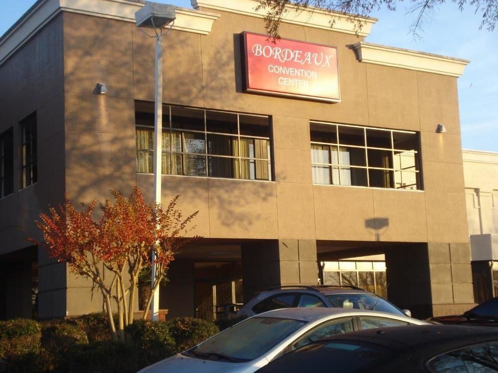 Ramada Plaza By Wyndham Fayetteville Fort Bragg Area Ngoại thất bức ảnh